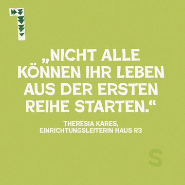 Geöffnetes Türchen Armventkalender mit Zitat von Einrichtungsleiterin Theresia Kares: Nicht jeder kann sein Leben aus der ersten Reihe starten. 