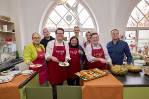 Vertreter der beteiligten Organisationen beim Samariter Suppentopf