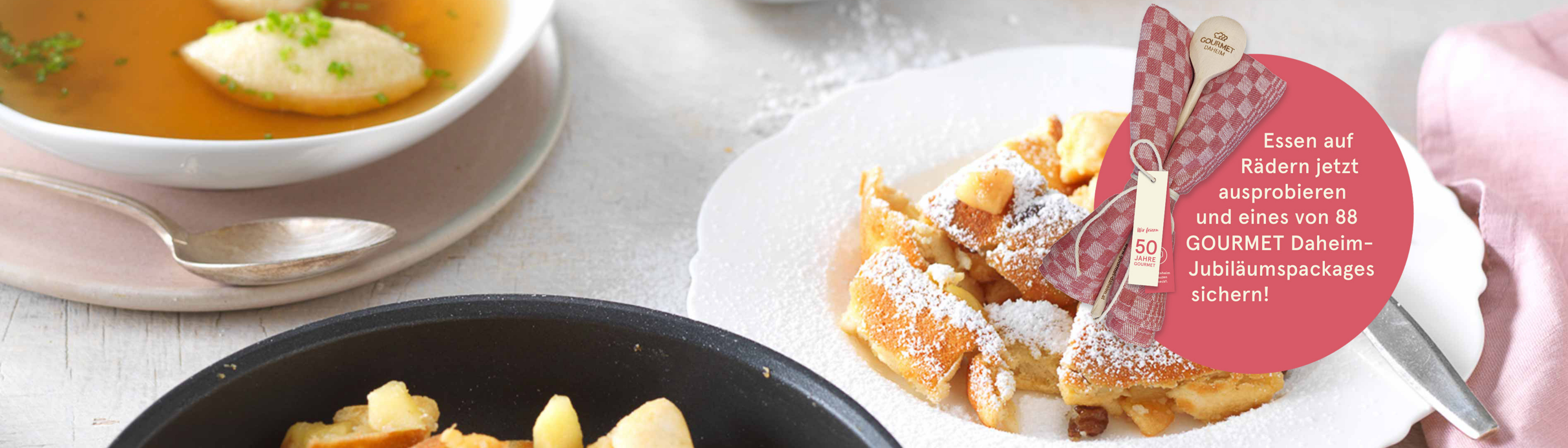 Symbolbild Essen auf Rädern mit Kaiserschmarren und Grießnockerlsuppe